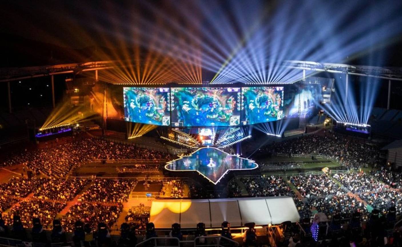 电子竞技从来不缺乏人才！Donk17、Sumail16、JKL17赢得世界冠军